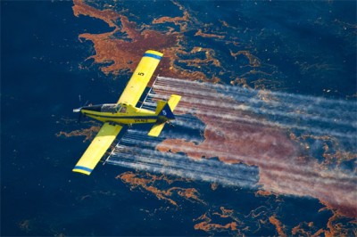 dispersant 400x266 Dispersants Make Oil 52 Times More Toxic ... And Delay Cleanup of Oil Spills By Many Years