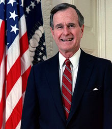 Bush senior,_President_of_the_United_States,_1989_official_portrait