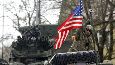 Soldiers of the U.S. Army 3rd squadron, 2nd Cavalry Regiment as the troops of the "Dragoon Ride" military exercise arrive at their home base at Rose Barracks in Vilseck April 1, 2015. | Photo: Reuters