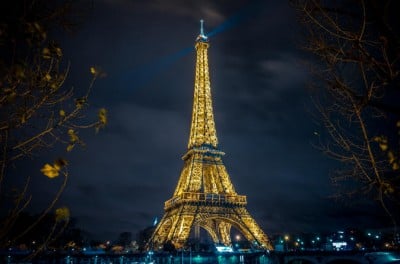 Eiffel-tower-in-Paris (1)