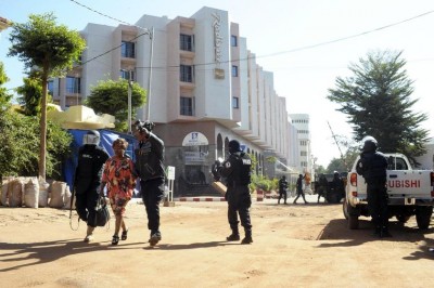 Prise d'otages a l'hotel Radisson (Photo by Daou Bakary Emmanuel- Patrick Ertel/REA/Redux)