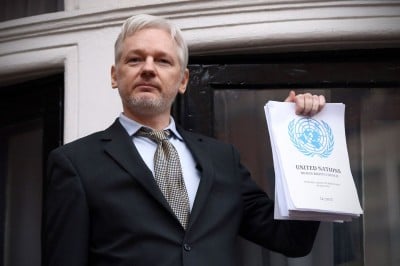 Assange.3