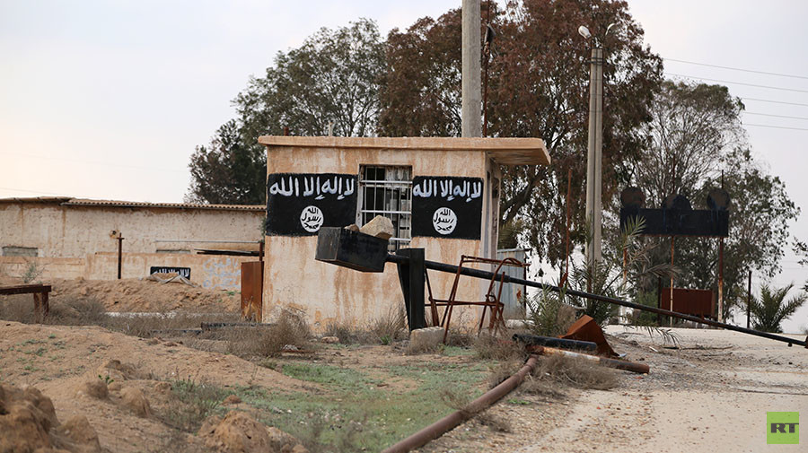 Abandoned buildings used by ISIS militants in northern Syria. / RT