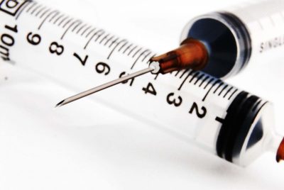 Close-Up-Syringe-Vaccines-400x268.jpg